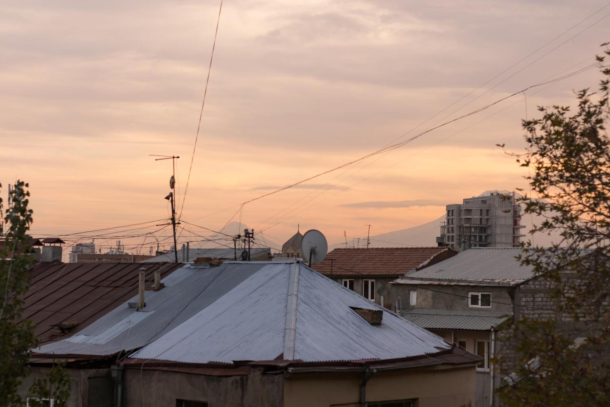 Sakharov Residence, Small Center Jerevan Buitenkant foto